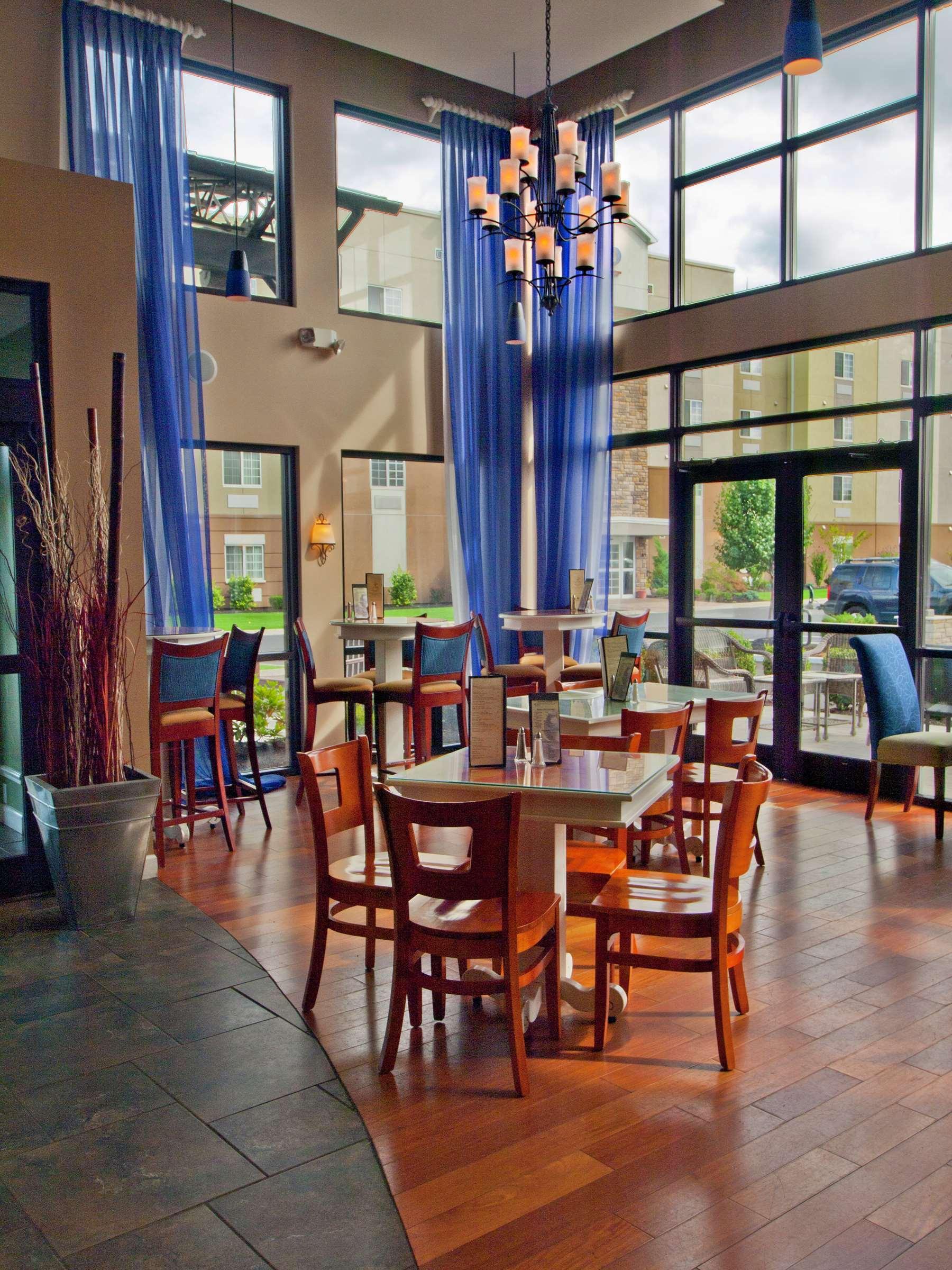 Doubletree By Hilton Buffalo-Amherst Nhà hàng bức ảnh